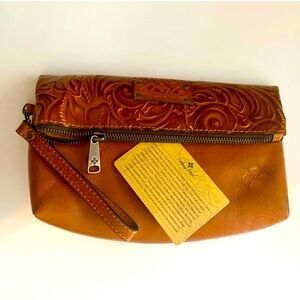 Patricia Nash Wristlet NWOT